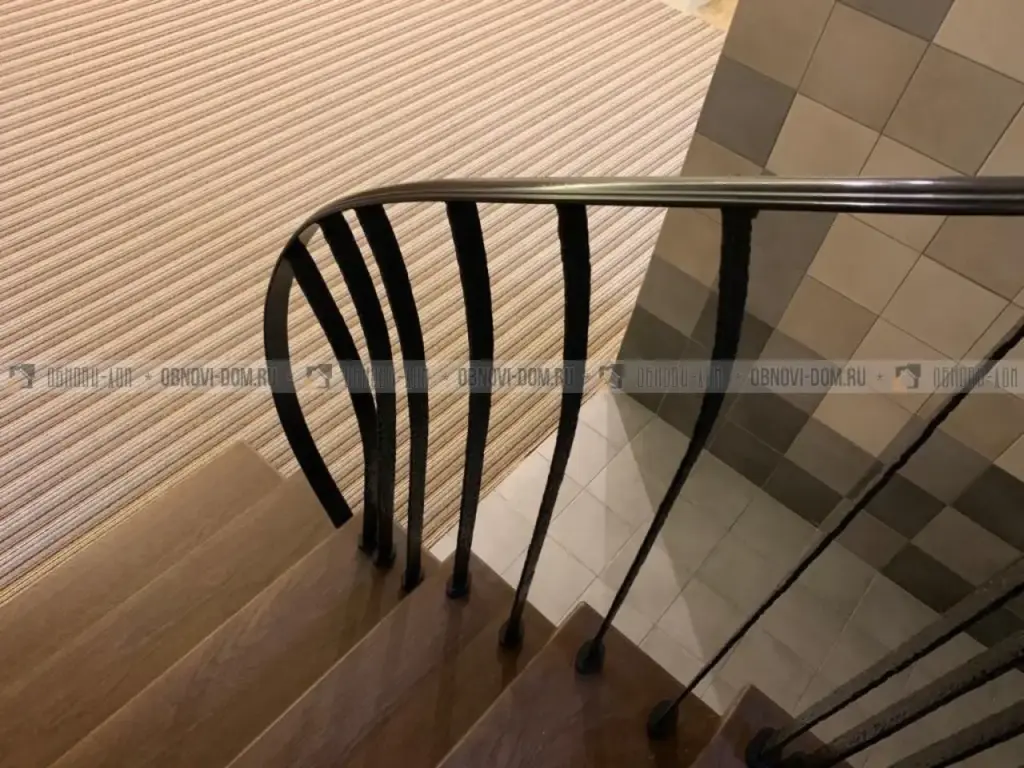 современная и минималистичная лестница