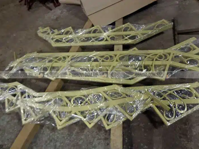 Косоуры для кованой лестницы